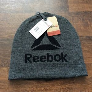 Reebok men’s beanie hat winter gray black new with tags